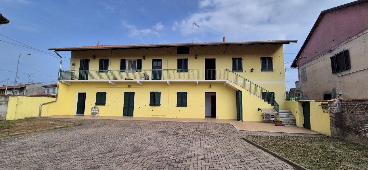 Bilocale VIA CADUTI PER LA LIBERTA', Torrazza Piemonte - foto 1