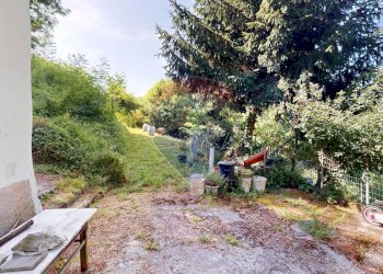 Independent house Via Ponte, 16
San Cipriano, Serra Riccò - photo 18