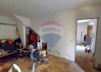 Independent house Via Ponte, 16
San Cipriano, Serra Riccò - photo 35