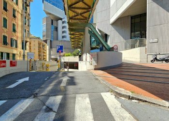 Parking space Via Giovanni Tomaso Invrea, Genova (neighborhood Foce) - photo 7
