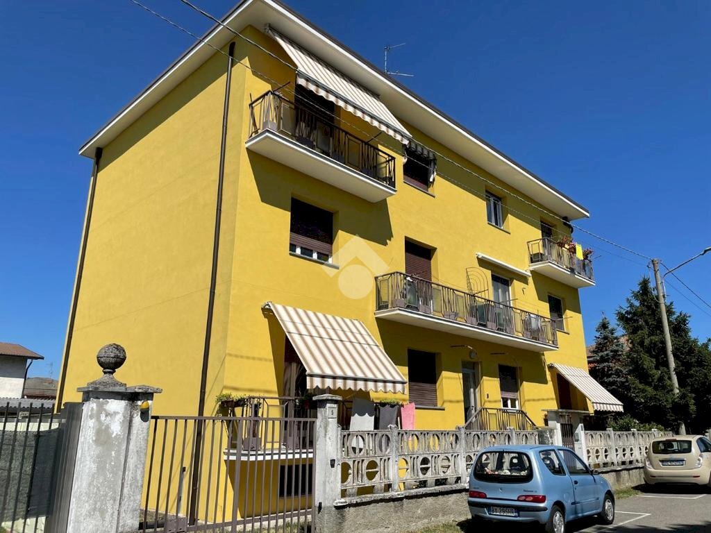 Three-room apartment Via Salvo d'Acquisto, Busto Garolfo - photo 2