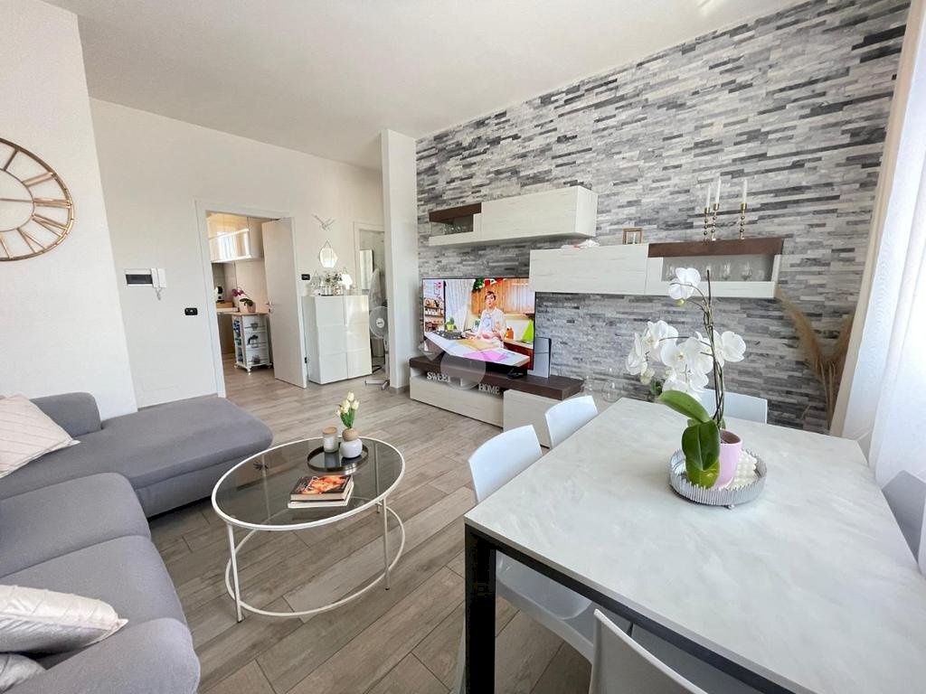 Three-room apartment Via Salvo d'Acquisto, Busto Garolfo - photo 3
