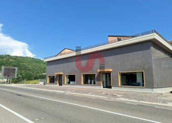 Foto 1 - Commercial Premises Strada statale 7, Roccabascerana - photo 1