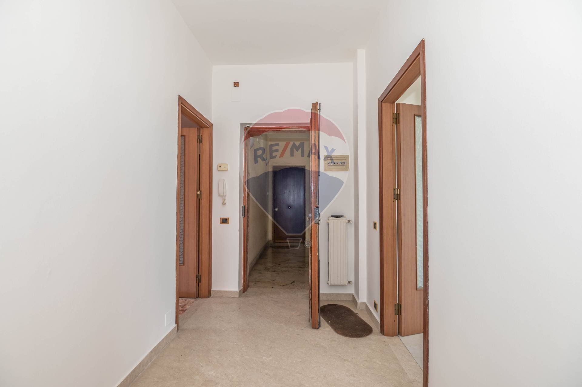 Hall / corridoio - Appartamento Via Santa Maria Di Gesù
 
74, Caltagirone - foto 2