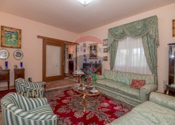 Soggiorno - Villa Via Manfredi Modica
 
25, Caltagirone - foto 16