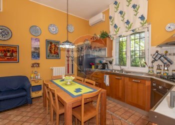 Cucina - Villa Via Manfredi Modica
 
25, Caltagirone - foto 26