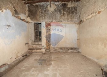 Stanza vuota - Casa semi indipendente Via Giuseppe Garibaldi
 
83, Mirabella Imbaccari - foto 11