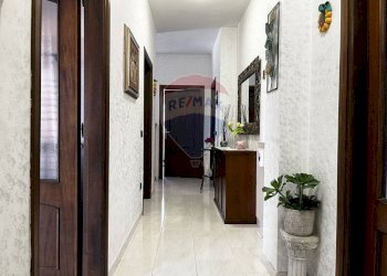 corridoio - Casa semi indipendente viale piave
 
74, Ardea - foto 3