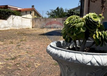 Giardino - Casa semi indipendente viale piave
 
74, Ardea - foto 23