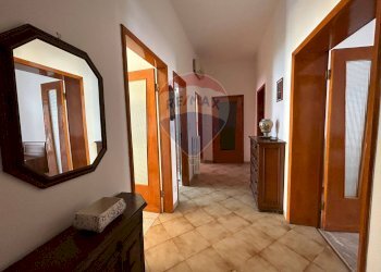 Hall / corridoio - Non-buildable land Corso Primo Maggio
 
114, Ferrara - photo 2