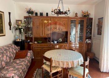 Sala da pranzo - Four-room apartment via don pezzotta 3, Ranzanico - photo 4