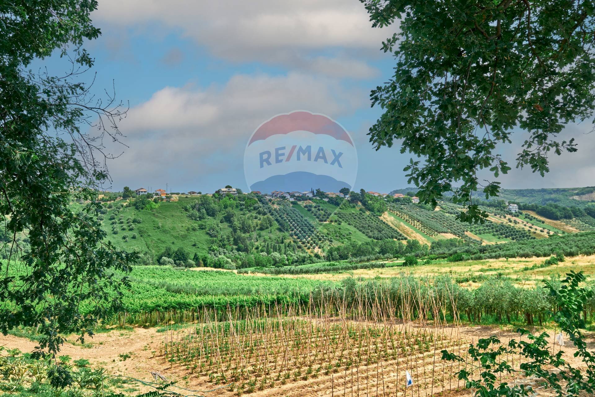 Vista delle montagne - Casa semi indipendente via sanguineto
 
32, Torrevecchia Teatina - foto 2