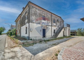 Casa all\'aperto - Casa semi indipendente via sanguineto
 
32, Torrevecchia Teatina - foto 3