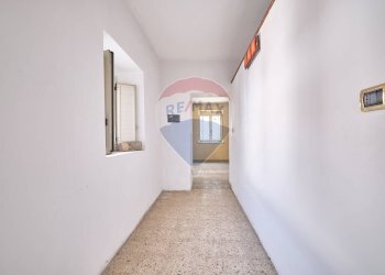 Hall / corridoio - Casa semi indipendente via sanguineto
 
32, Torrevecchia Teatina - foto 12