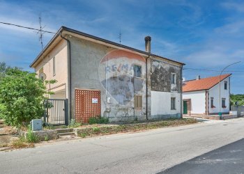 Casa all\'aperto - Casa semi indipendente via sanguineto
 
32, Torrevecchia Teatina - foto 38