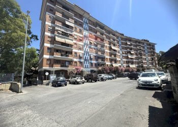 Edificio all\'aperto - Appartamento Via Delle Case Basse
 
195, Roma - foto 2