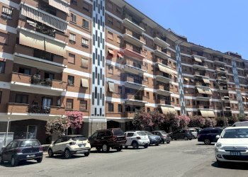 Edificio all\'aperto - Appartamento Via Delle Case Basse
 
195, Roma - foto 3