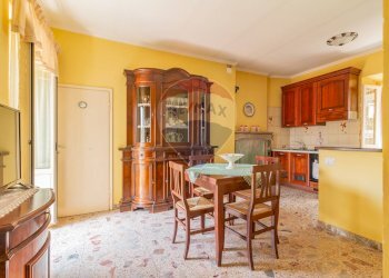 Sala da pranzo - Bilocale Via Montebello
 
129, Ischia di Castro - foto 1