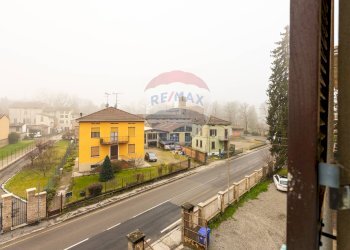 Edificio all\'aperto - Three-room apartment Via Roma
 
30, Soragna - photo 15