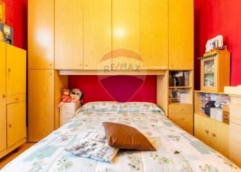 Camera / camera da letto - Three-room apartment Via Roma
 
30, Soragna - photo 27