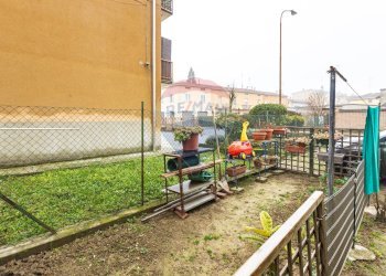 Giardino - Three-room apartment Via Roma
 
30, Soragna - photo 34