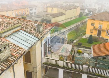 Edificio all\'aperto - Three-room apartment Via Roma
 
30, Soragna - photo 38