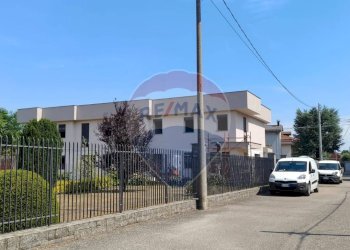 esterno - Villa a Schiera VIA FRATELLI DI DIO, Busto Arsizio - foto 5
