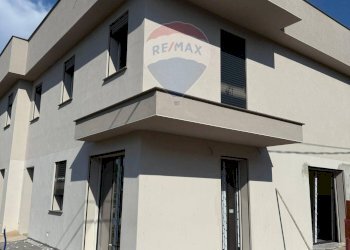 esterno - Villa a Schiera VIA FRATELLI DI DIO, Busto Arsizio - foto 8