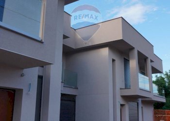 esterno - Villa a Schiera VIA FRATELLI DI DIO, Busto Arsizio - foto 1