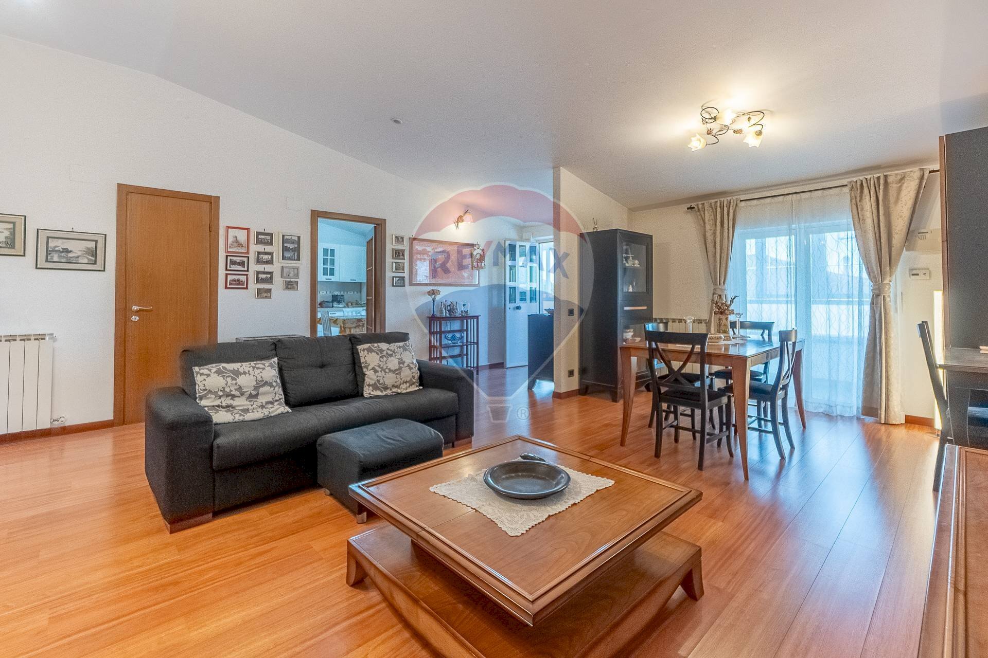 Sala da pranzo - Three-room apartment Via Trincea delle Frasche, Fiumicino - photo 2