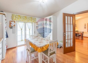 Sala da pranzo - Trilocale Via Trincea delle Frasche, Fiumicino - foto 5