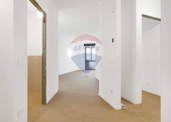 Hall / corridoio - Trilocale mameli
 
22, Busto Arsizio - foto 8