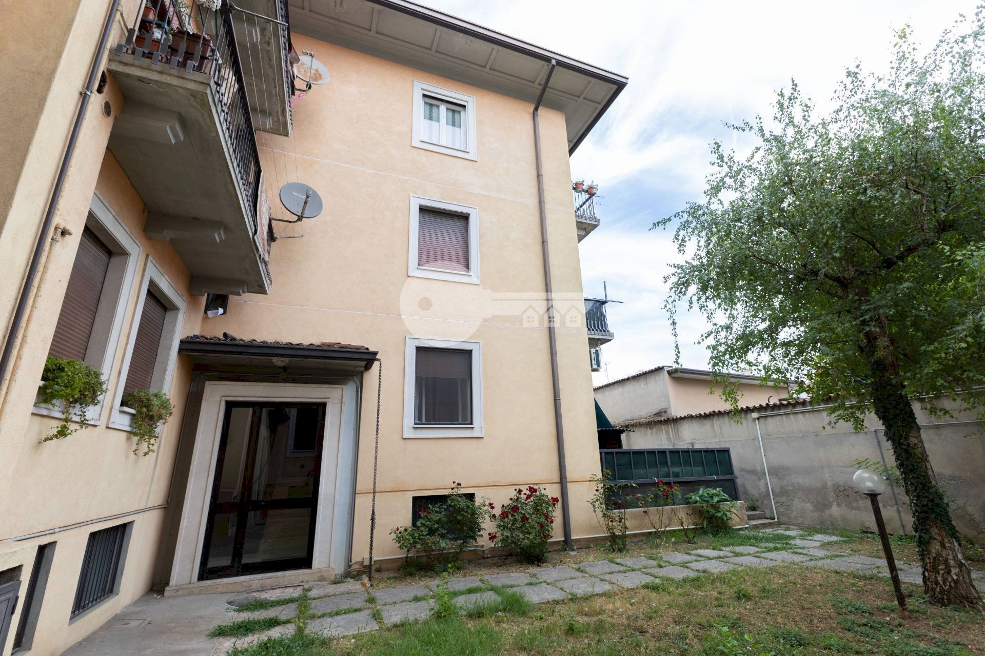 Foto 2 - Three-room apartment Via Garibaldi
 
60, Ghedi - photo 2