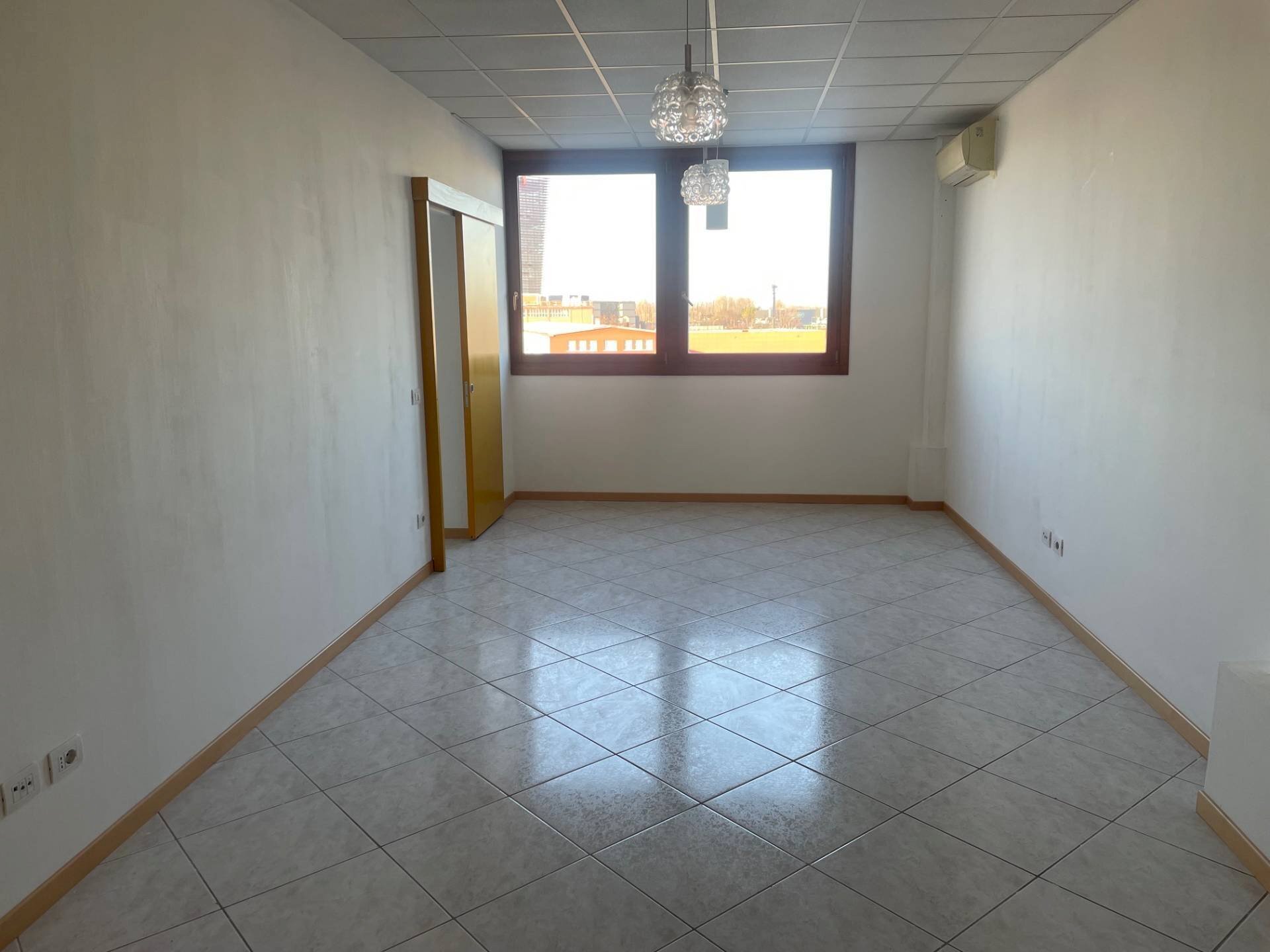 Foto 4 - Ufficio VIALE DELL'INDUSTRIA, Padova - foto 3