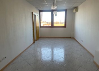 Foto 4 - Ufficio VIALE DELL'INDUSTRIA, Padova - foto 3