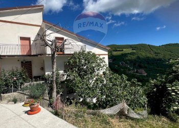 Casa all\'aperto - Casa indipendente via Vicoletto santa Margherita
 
1, Castelmauro - foto 7