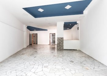 Foto 1 - Locale Commerciale Viale Fiume, Viterbo - foto 1