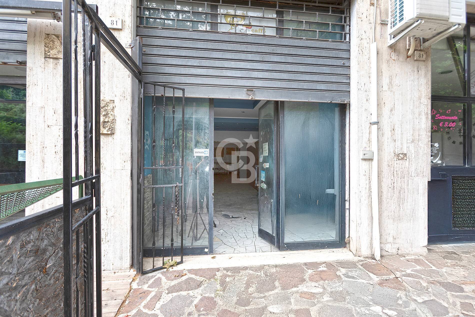 Foto 2 - Locale Commerciale Viale Fiume, Viterbo - foto 2