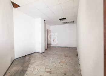 Foto 8 - Locale Commerciale Viale Fiume, Viterbo - foto 8