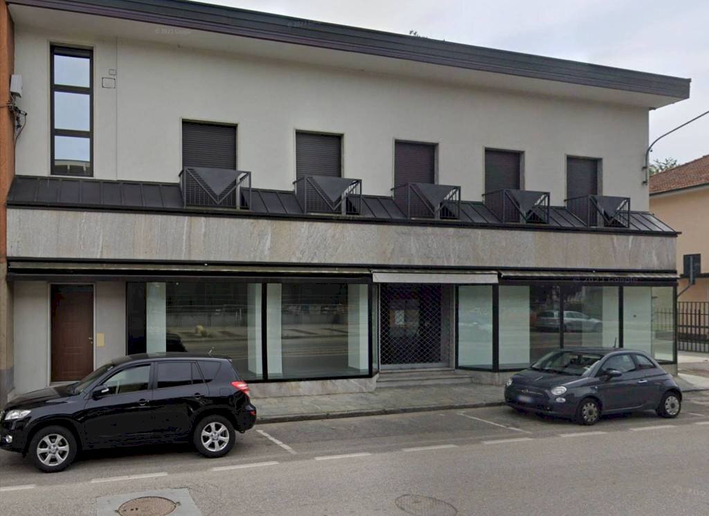 Facciata - Ufficio via Piave, 90, Azzate - foto 1