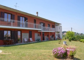 Facciata - Rustico Frazione Bruciati, Calamandrana - foto 1