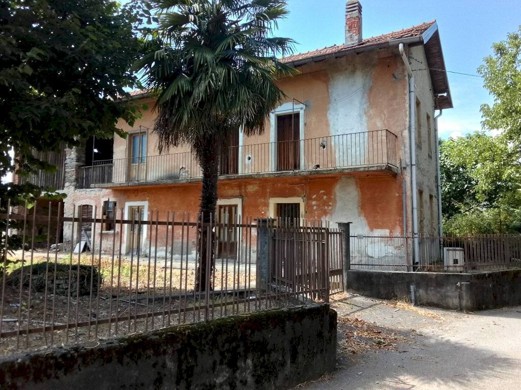 Facciata - Rustic via Dante Alighieri, Biandronno - photo 1