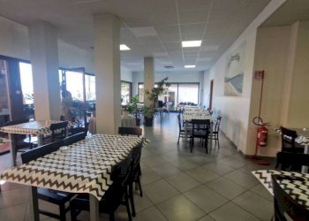 Interno non residenziale - Ristorante Ceriale - foto 11