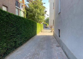 Ingresso - Box corso Emanuele Filiberto, 24, Fossano - foto 4