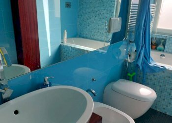 Bagno - Quadrilocale via Domenico Chiodo, Genova (zona Castelletto) - foto 5