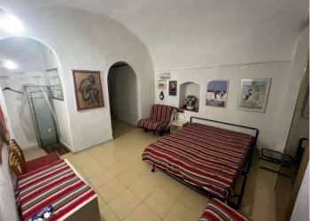 Camera da letto - Two-room apartment Sanremo - photo 3