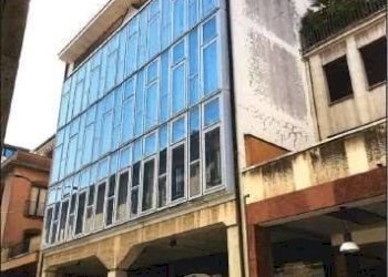 Facciata - Office via Mazzini, 5, Varese - photo 1