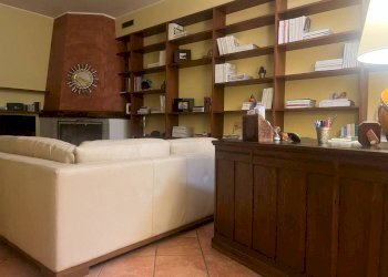 Salone - Villa a Schiera via Giuseppe Verdi, Ponderano - foto 31