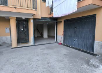 Box via Nino Bixio, Baronissi - photo 1