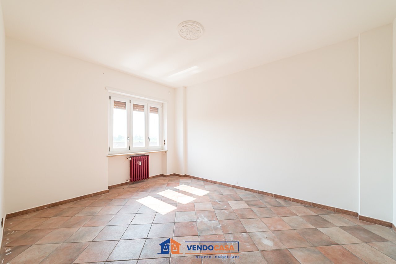 Two-room apartment Carmagnola - photo 1
